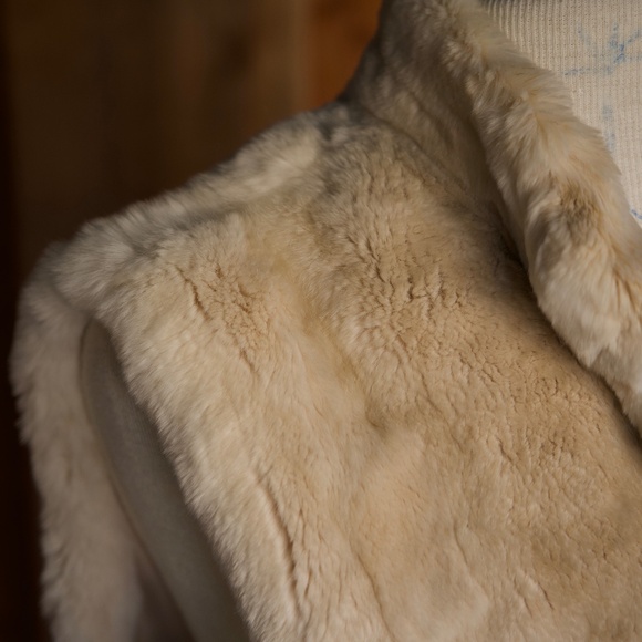 M.Miller 100% Real Fur Cream Zip-Up Vest Woman's M - Picture 6 of 17